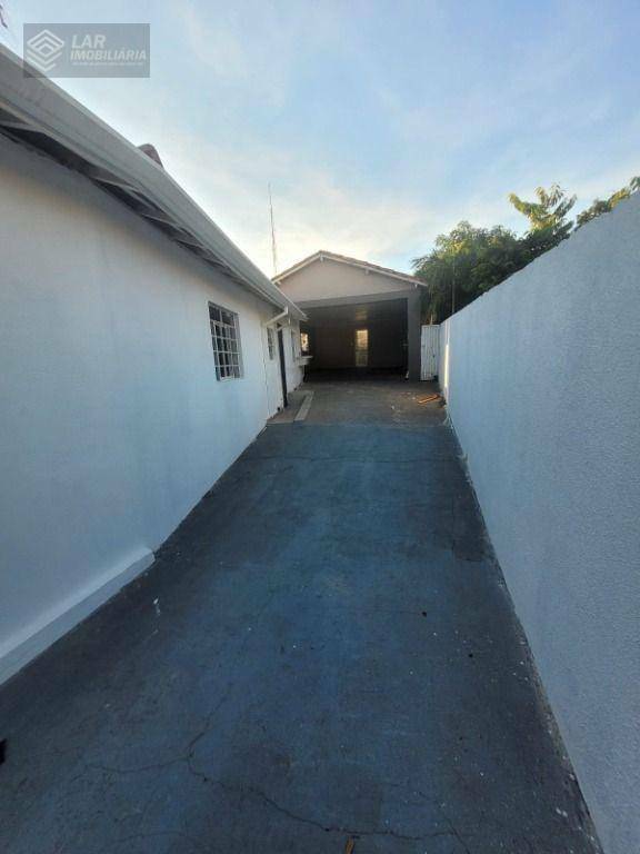 Casa para alugar com 3 quartos, 120m² - Foto 4