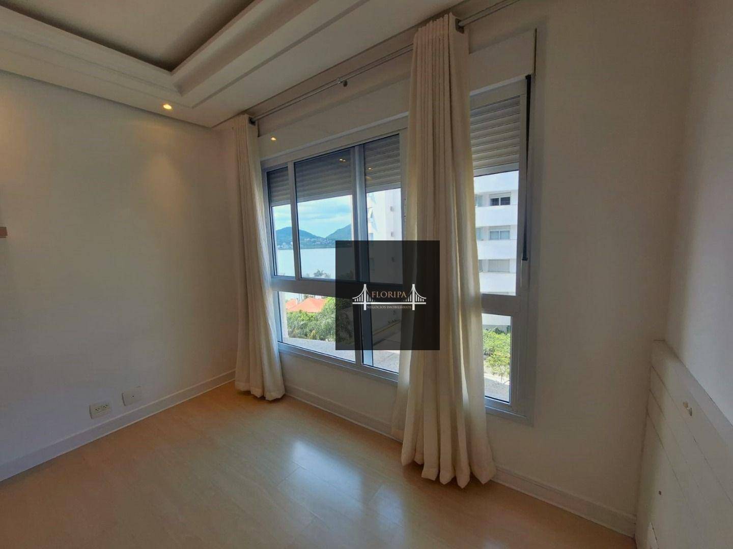 Apartamento à venda com 3 quartos, 156m² - Foto 11