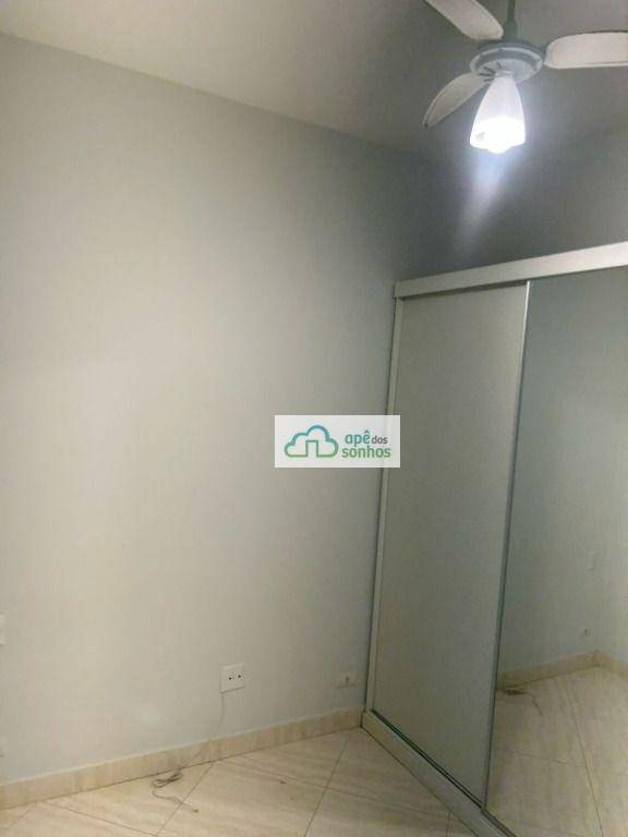 Apartamento para alugar com 2 quartos, 65m² - Foto 18