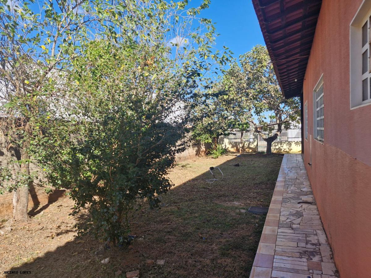 Casa de Condomínio à venda com 3 quartos, 200m² - Foto 13