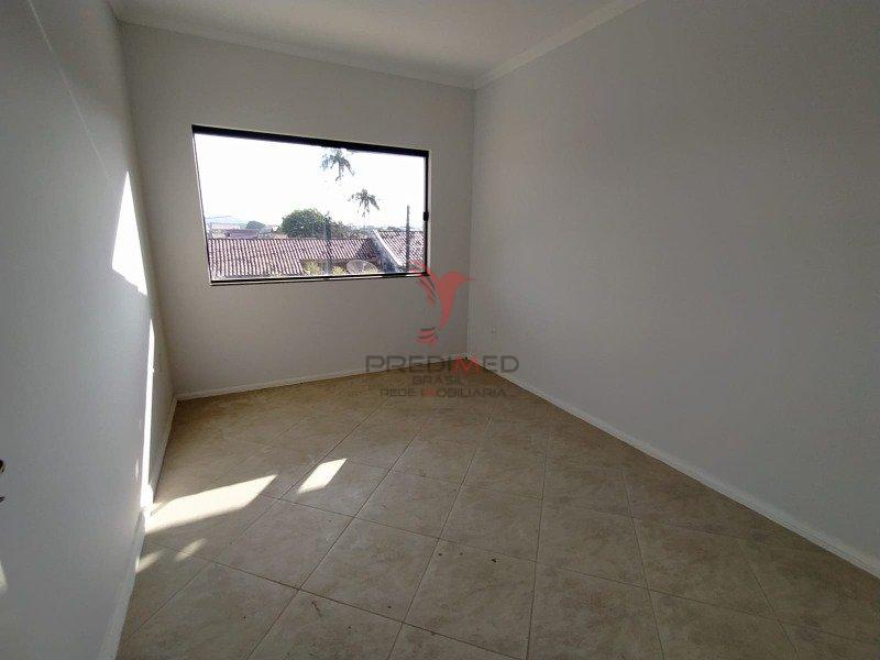 Casa à venda com 3 quartos, 120m² - Foto 9