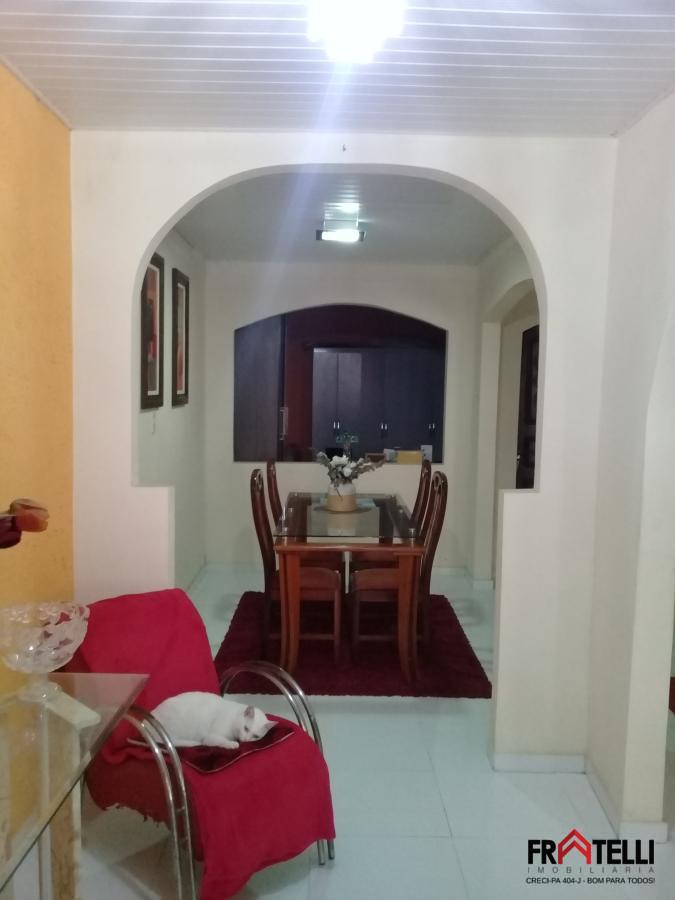 Casa à venda com 4 quartos, 200m² - Foto 4