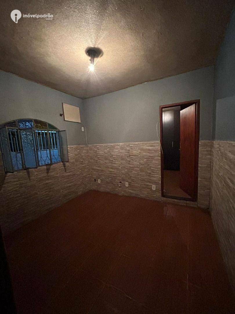 Casa para alugar com 2 quartos, 150m² - Foto 8