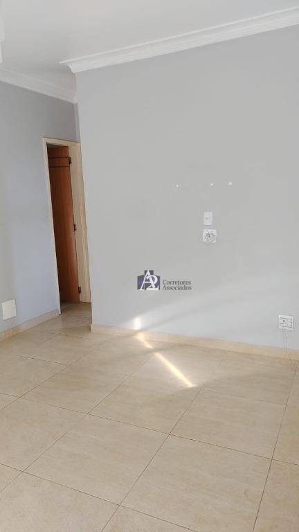 Apartamento à venda com 2 quartos, 50m² - Foto 2