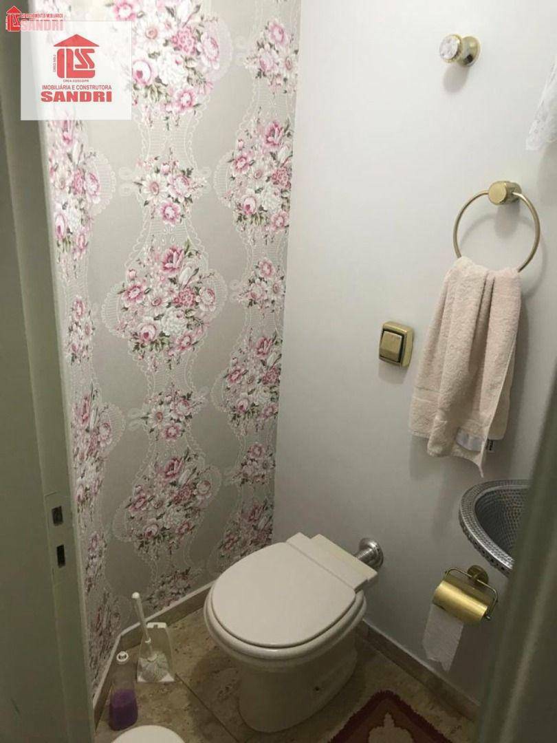Apartamento para alugar com 3 quartos, 161m² - Foto 14