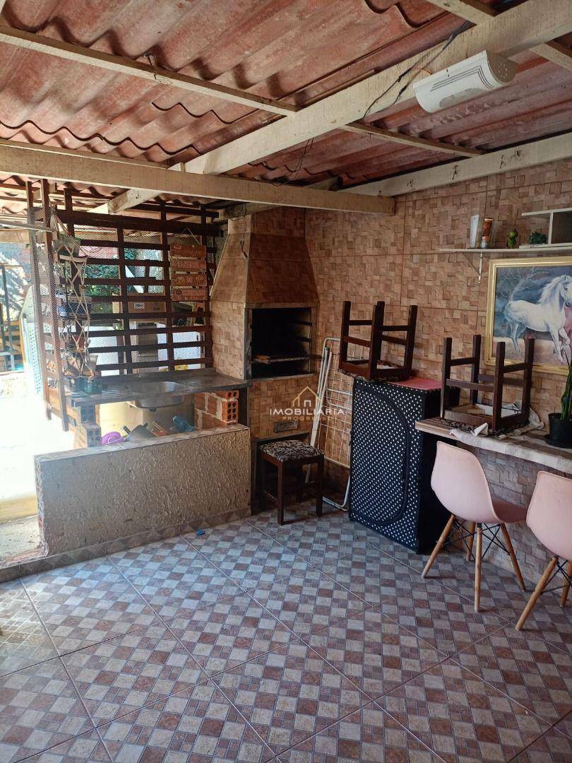 Casa à venda com 2 quartos, 75m² - Foto 3
