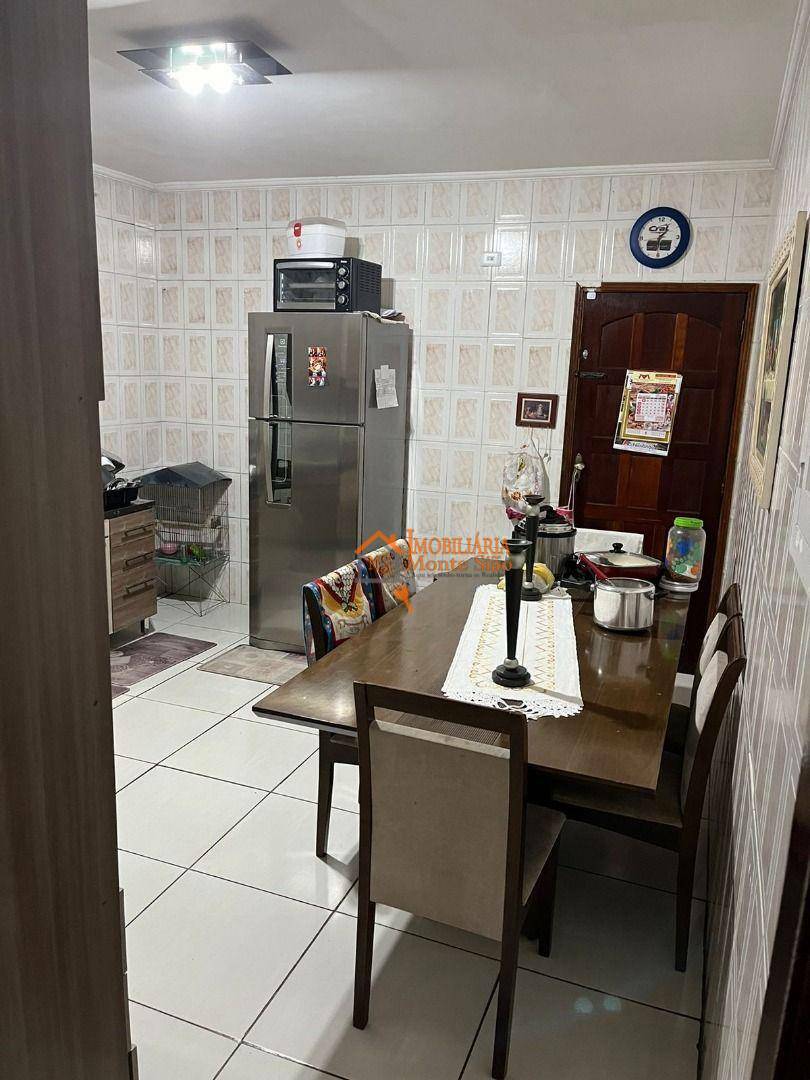 Sobrado à venda com 2 quartos, 220m² - Foto 4