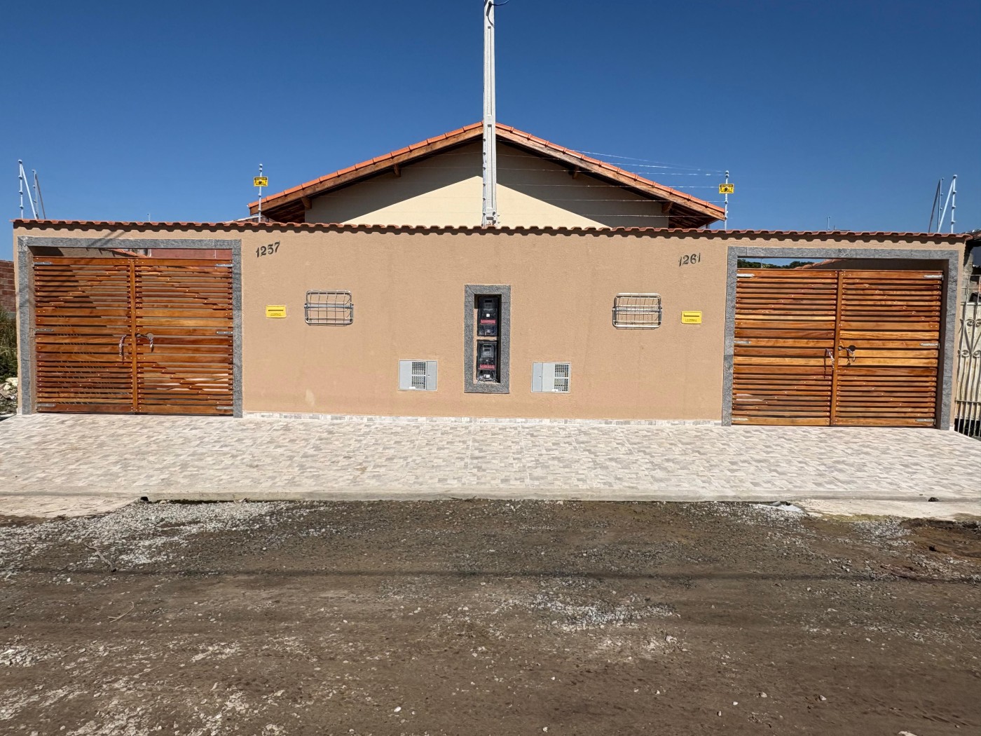 Casa à venda com 2 quartos, 150m² - Foto 17