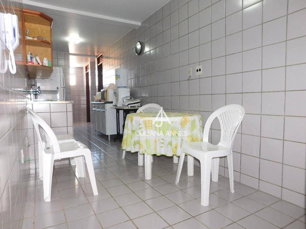 Apartamento à venda com 3 quartos, 140m² - Foto 4