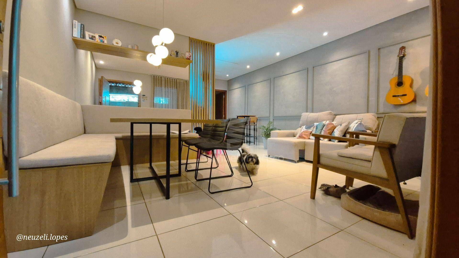 Casa à venda com 2 quartos, 100m² - Foto 4