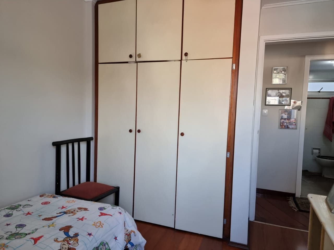 Apartamento à venda com 3 quartos, 105m² - Foto 2