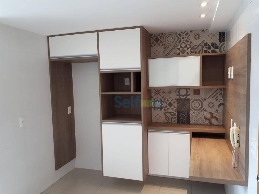 Apartamento para alugar com 2 quartos, 81m² - Foto 9