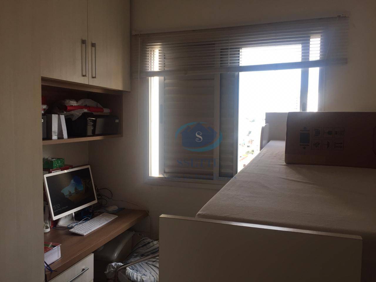 Apartamento à venda com 2 quartos, 75m² - Foto 35