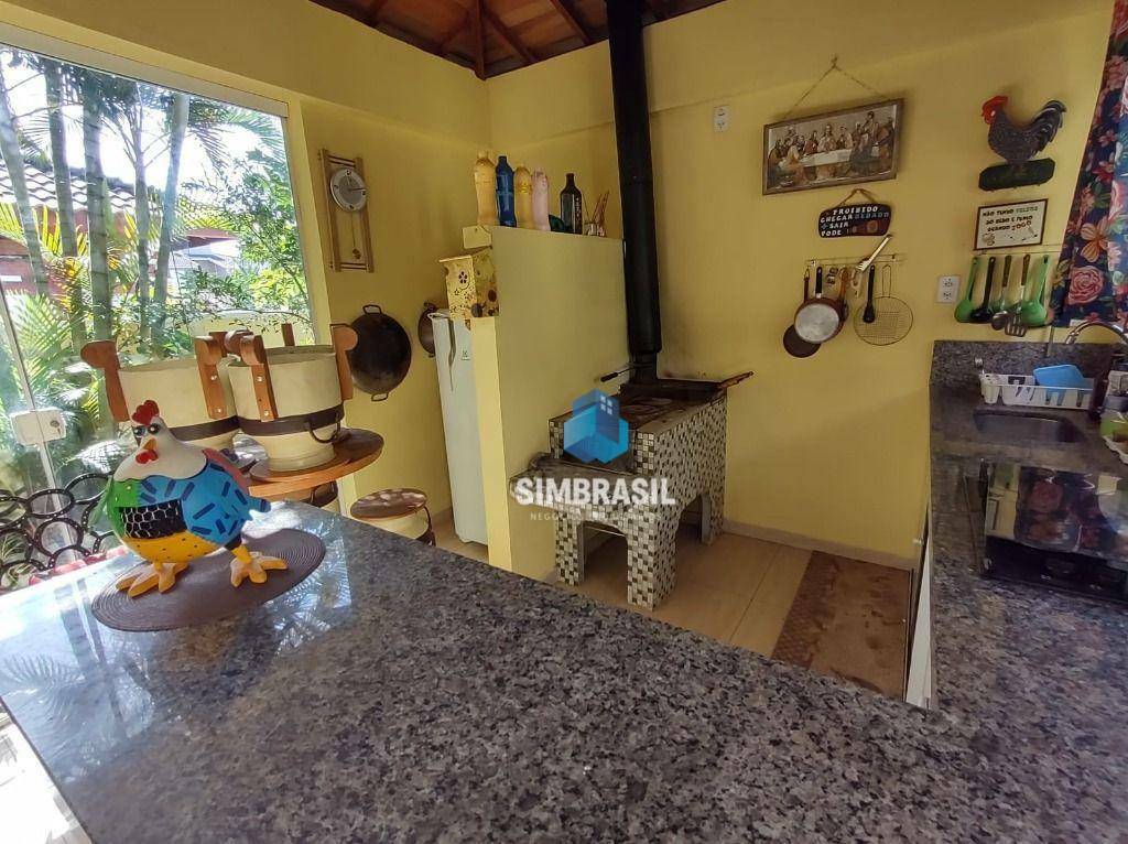 Casa à venda com 3 quartos, 194m² - Foto 40