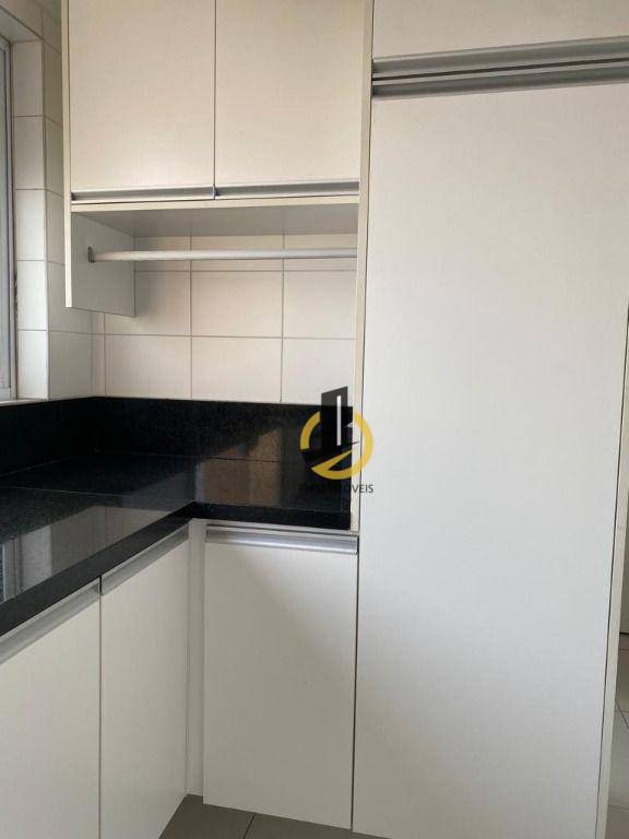 Apartamento à venda com 4 quartos, 240m² - Foto 19