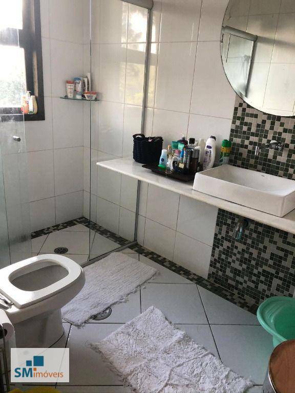 Casa à venda com 3 quartos, 333m² - Foto 20