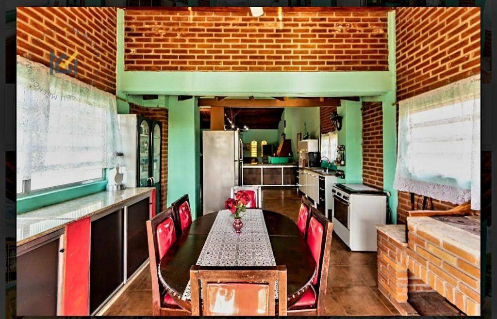 Chácara à venda com 5 quartos, 295m² - Foto 2