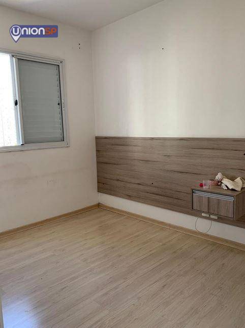 Apartamento à venda com 2 quartos, 68m² - Foto 3