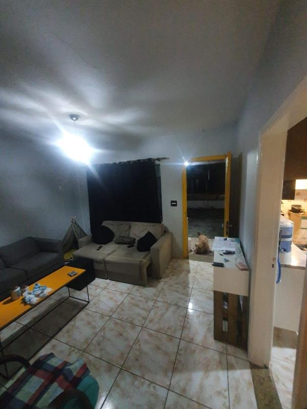 Sobrado à venda com 4 quartos, 149m² - Foto 1