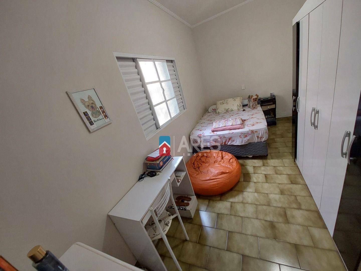 Casa à venda com 3 quartos, 157m² - Foto 7