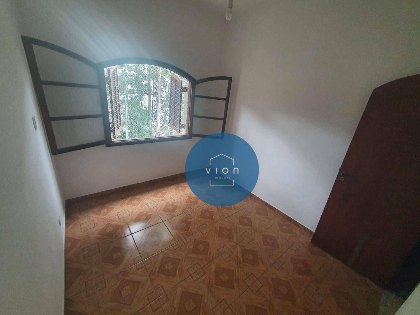 Casa à venda com 4 quartos, 180m² - Foto 14