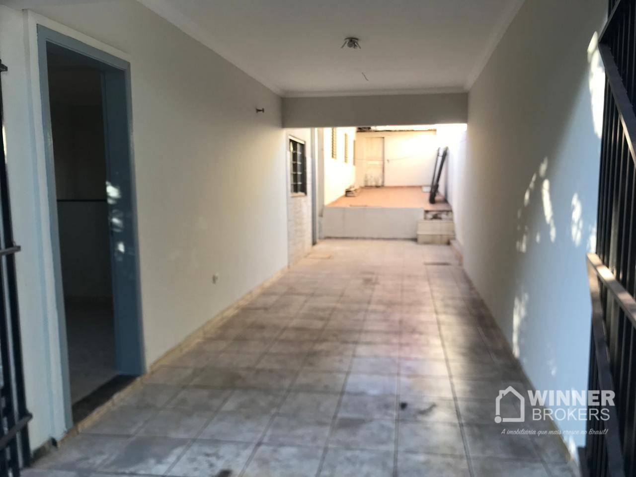 Casa à venda com 2 quartos, 160m² - Foto 3