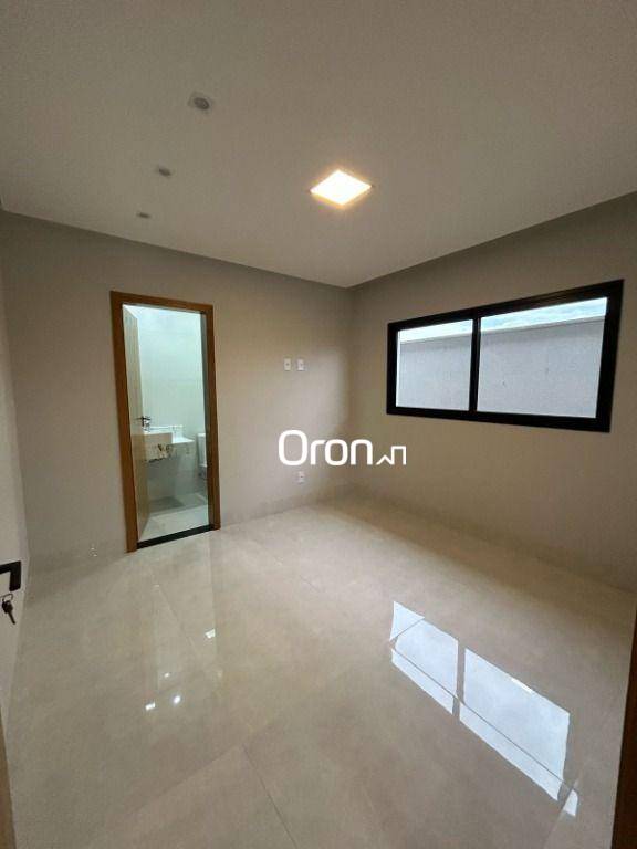 Casa de Condomínio à venda com 4 quartos, 210m² - Foto 6