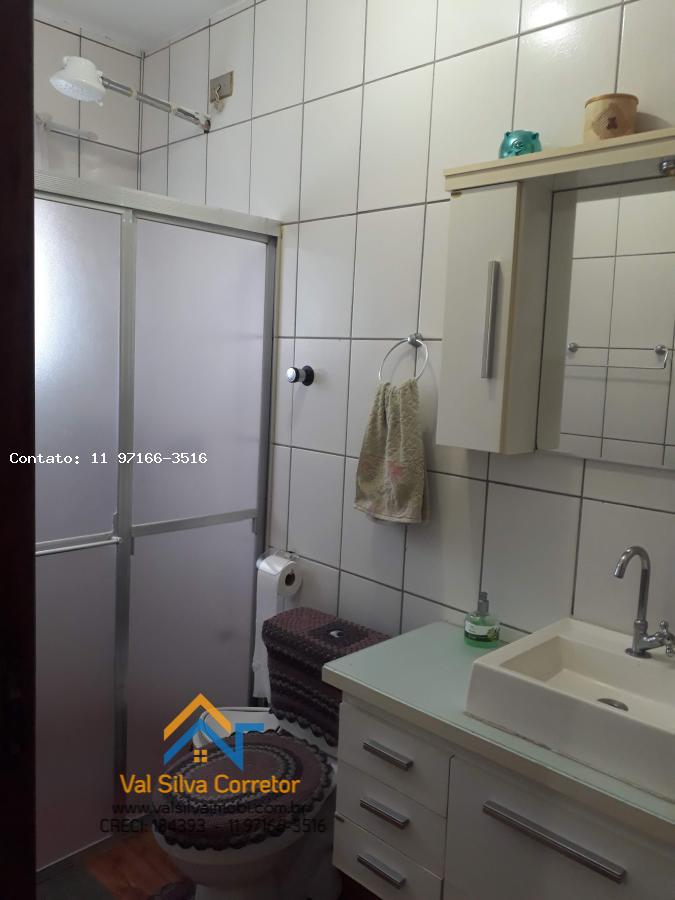 Casa à venda com 3 quartos, 300m² - Foto 15