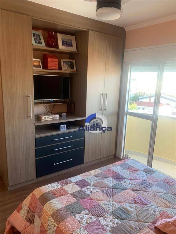 Apartamento à venda com 3 quartos, 129m² - Foto 11