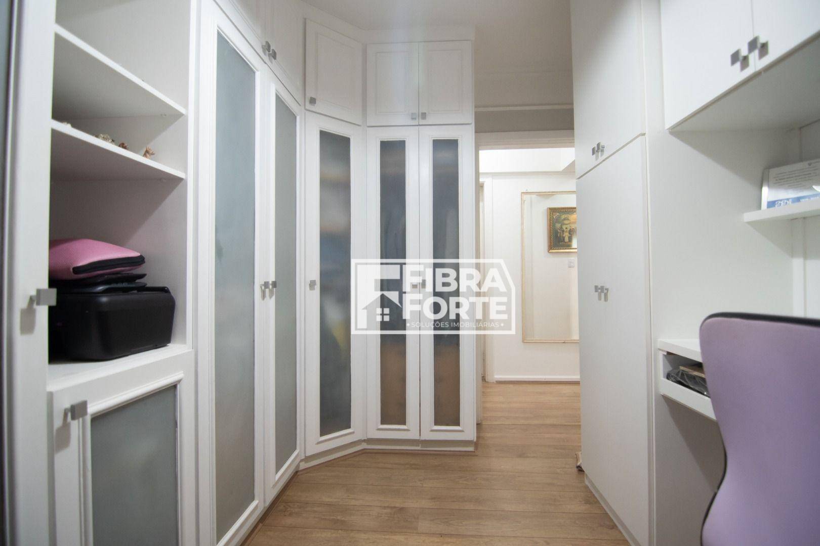 Apartamento à venda com 3 quartos, 132m² - Foto 18