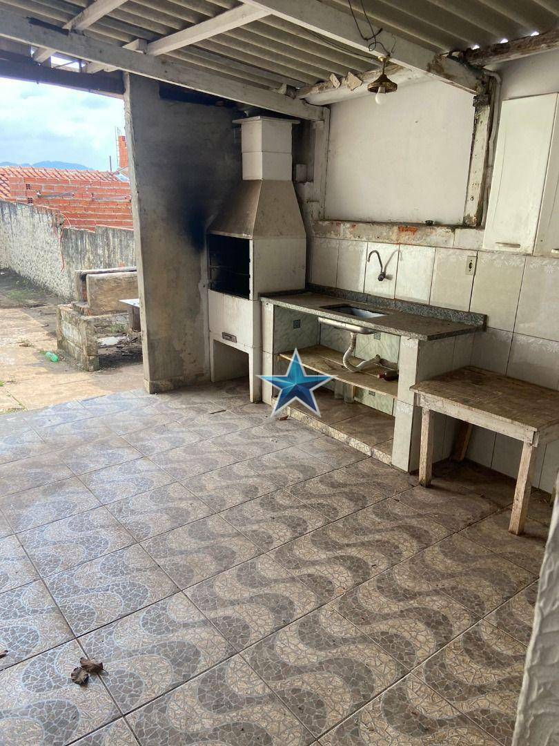 Casa à venda com 3 quartos, 500m² - Foto 5