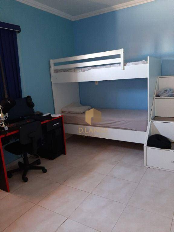 Casa à venda com 4 quartos, 200m² - Foto 17