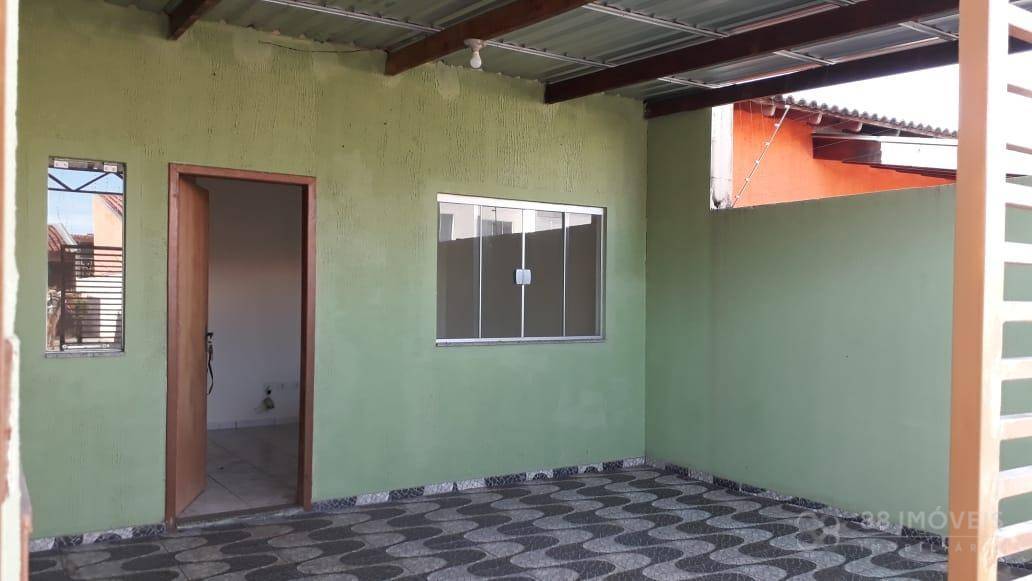 Casa à venda com 3 quartos, 85m² - Foto 1