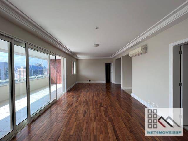 Apartamento para alugar com 3 quartos, 152m² - Foto 7