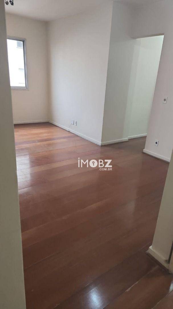 Apartamento à venda com 3 quartos, 69m² - Foto 2