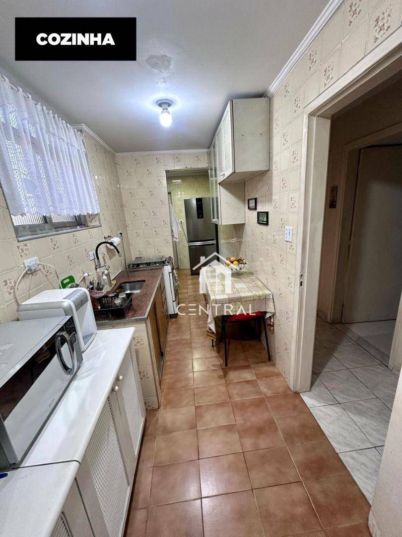 Apartamento à venda com 3 quartos, 83m² - Foto 3