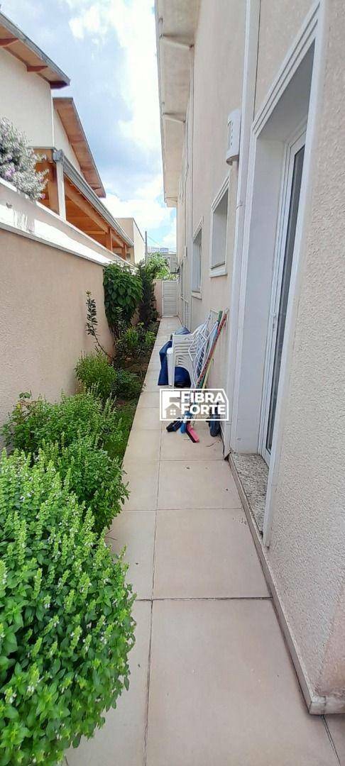 Casa de Condomínio à venda com 4 quartos, 320m² - Foto 34
