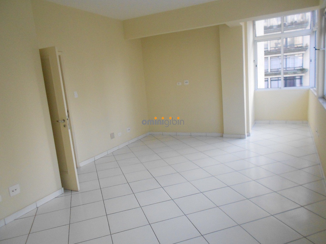 Apartamento à venda com 2 quartos, 126m² - Foto 2