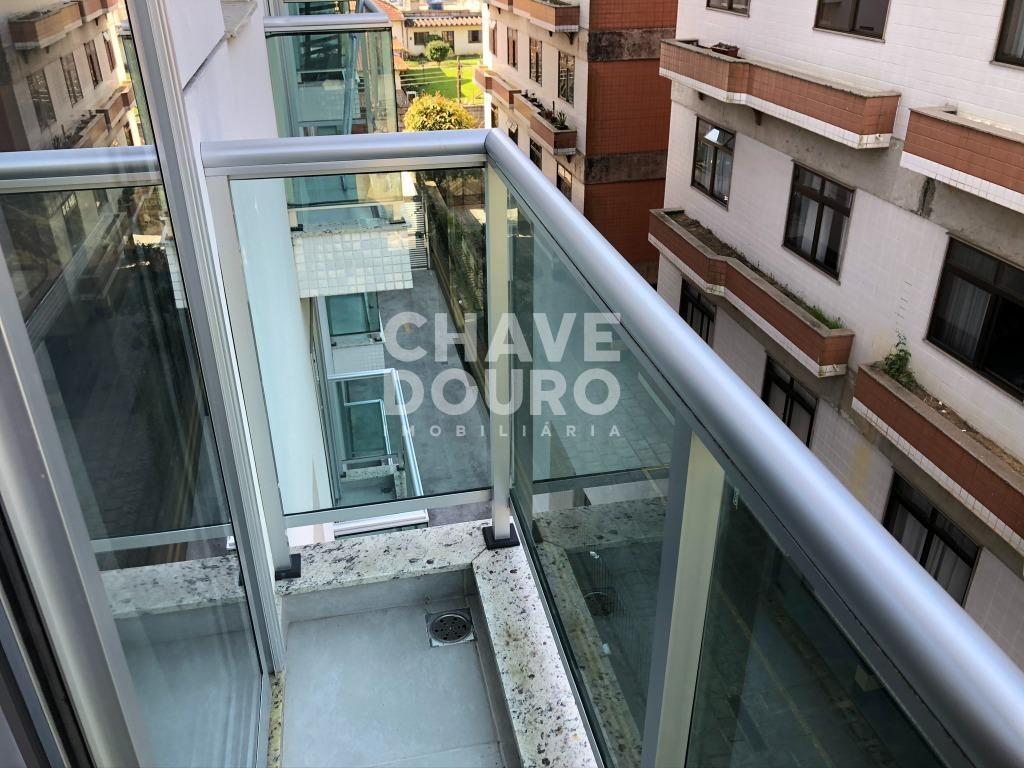 Apartamento à venda com 2 quartos, 57m² - Foto 11