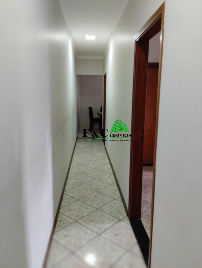 Casa à venda com 3 quartos, 220m² - Foto 6