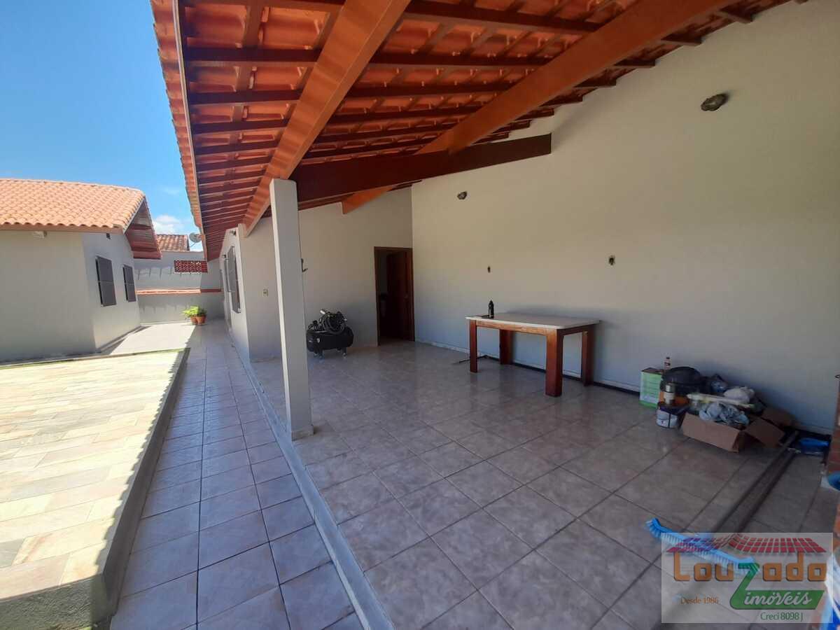 Casa à venda com 2 quartos, 500m² - Foto 7