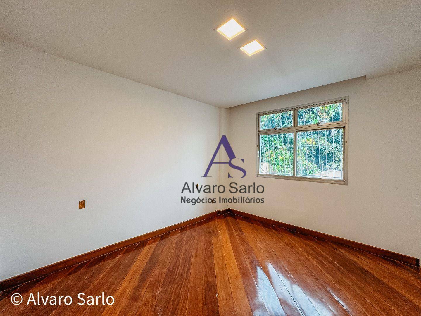 Apartamento à venda com 4 quartos, 238m² - Foto 18