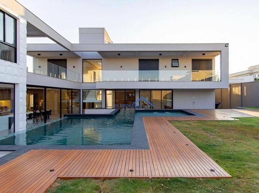 Casa de Condomínio à venda com 4 quartos, 638m² - Foto 1