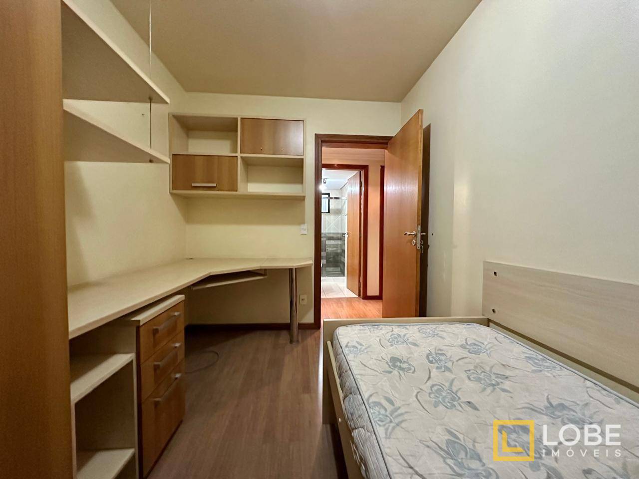 Apartamento à venda com 3 quartos, 87m² - Foto 9