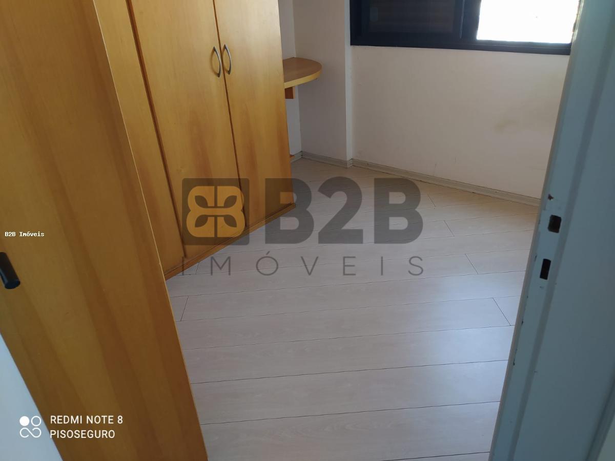 Apartamento à venda com 2 quartos, 62m² - Foto 5