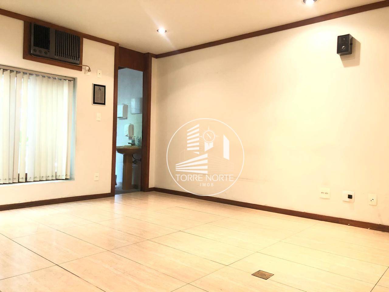 Sobrado para alugar com 5 quartos, 120m² - Foto 2