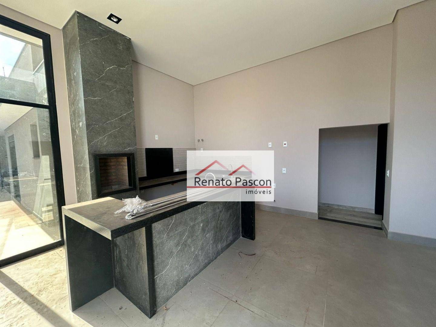 Casa de Condomínio à venda com 4 quartos, 268m² - Foto 8