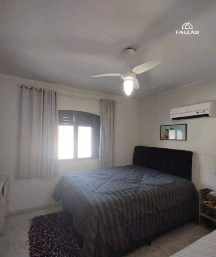 Sobrado à venda com 5 quartos, 250m² - Foto 12