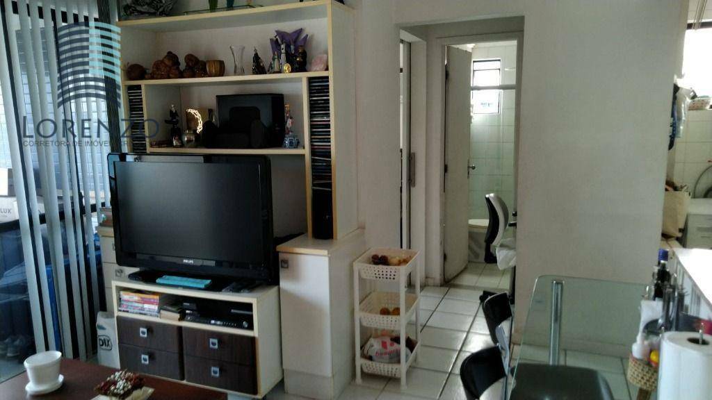 Apartamento à venda com 1 quarto, 50m² - Foto 9