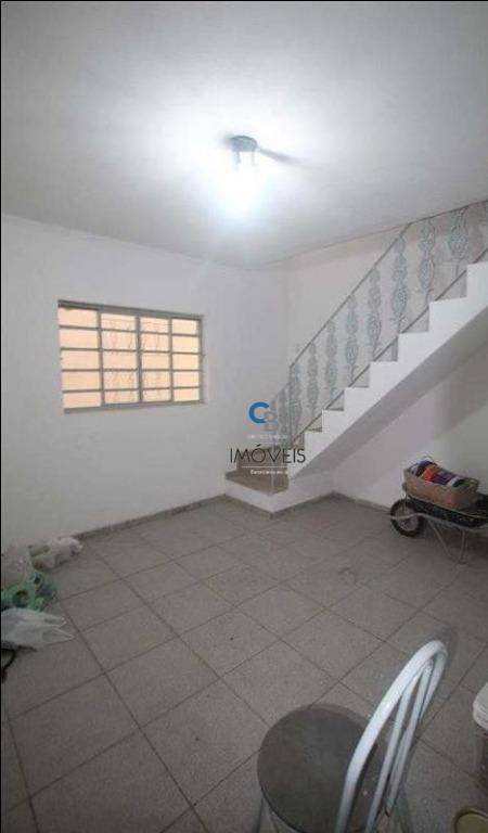 Sobrado à venda com 2 quartos, 190m² - Foto 10